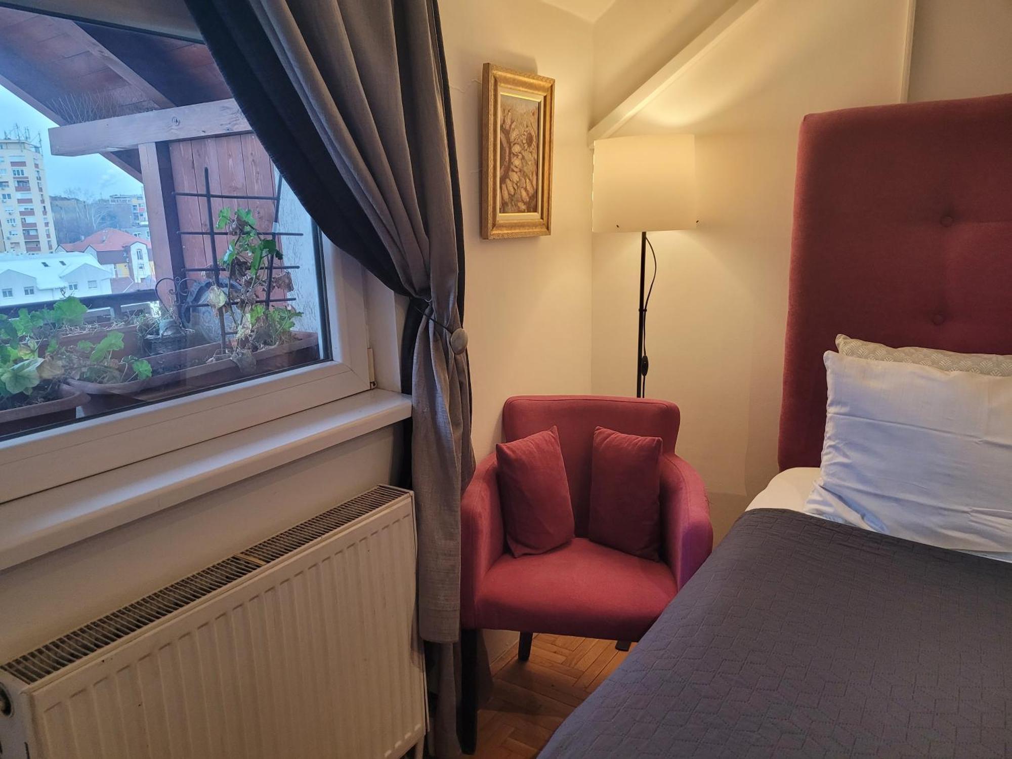 Apartmani Emerald Dream Novi Sad Exterior foto